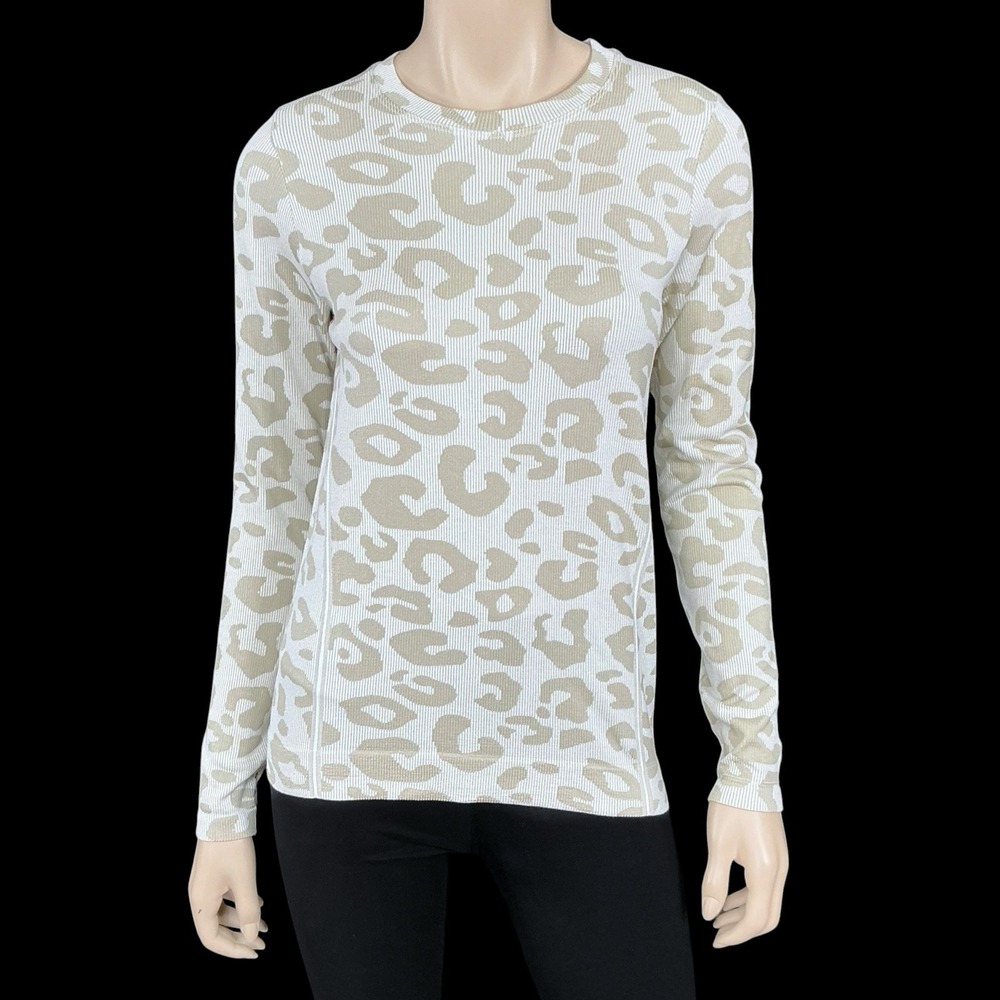 Sweaty Betty Top Women Medium 10 Ivory Beige Long Sleeve Glisten Seamless